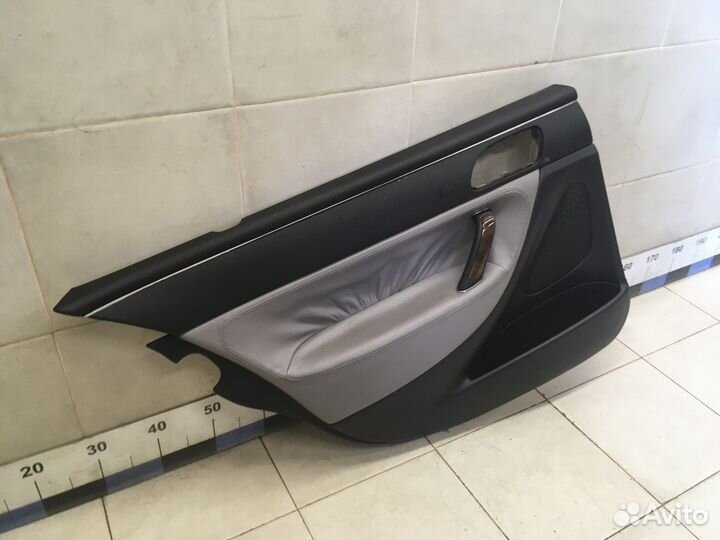 Обшивка двери задней левой 607 2000-2010