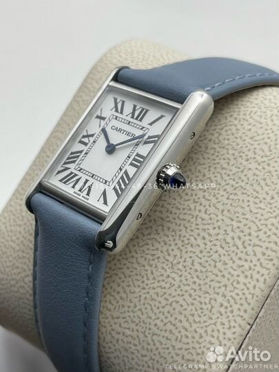 Часы cartier tank must light blue strap