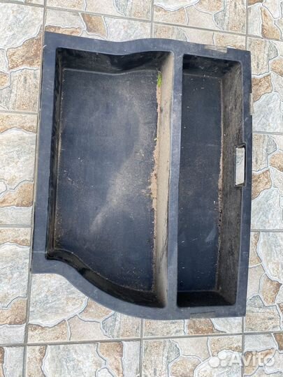 Ящик багажника toyota allex nze121