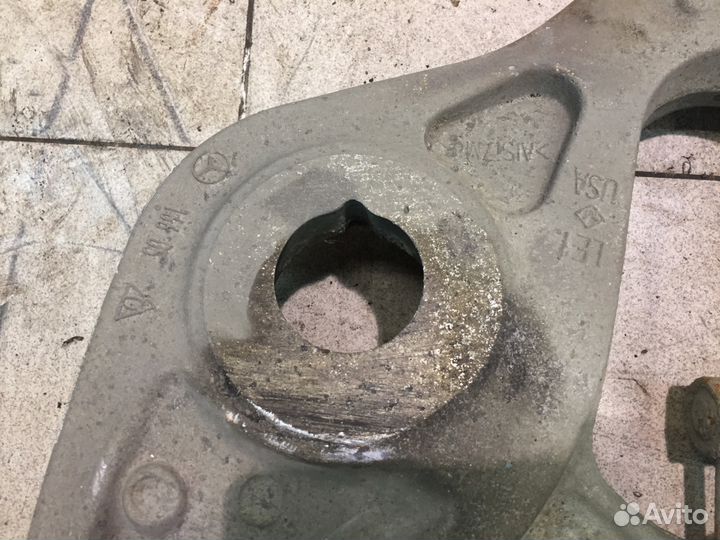 Рычаг задний нижний Мерседес ML GL GLE GLS 166