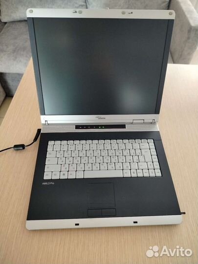 Fujitsu siemens amilo pro v2030