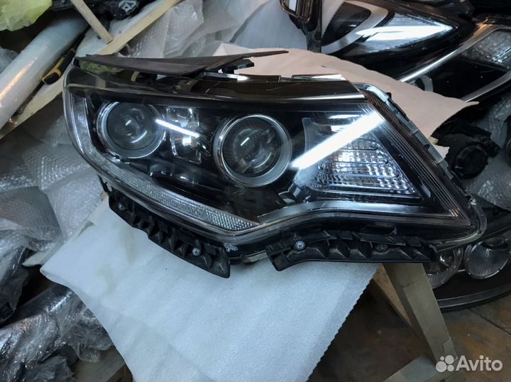 Фара правая Kia Optima 4 JF галоген