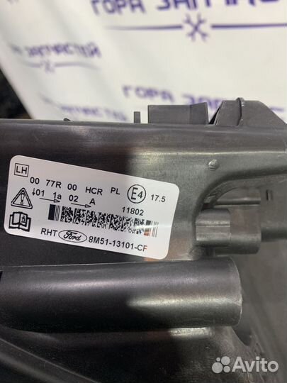 Фара левая Ford Focus 2008-2011