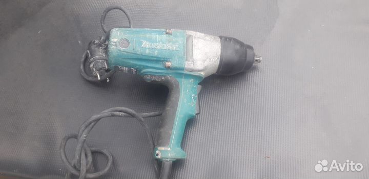 Гайковерт электрический