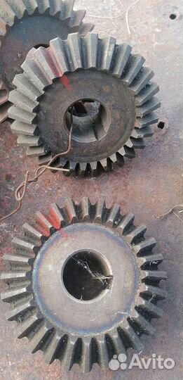 Шестерни и валы к роторной косилке крн 2.1
