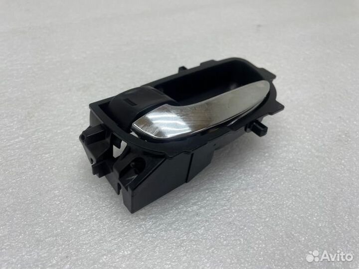 Ручка двери передняя левая Toyota Corolla mzea12