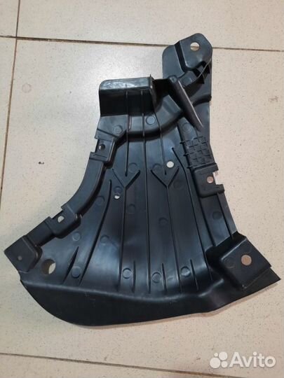 Пыльник бампера передний правый Mercedes Benz