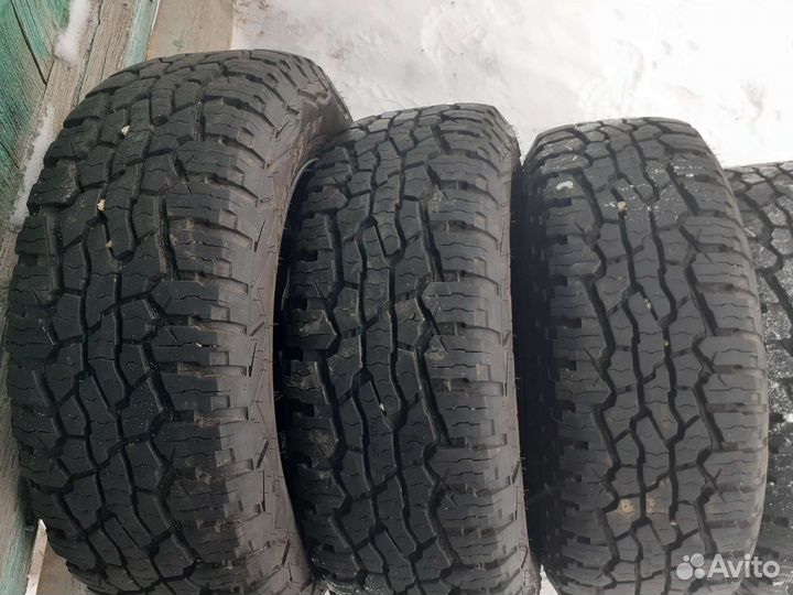 Nokian Tyres Outpost AT 215/65 R16 98T
