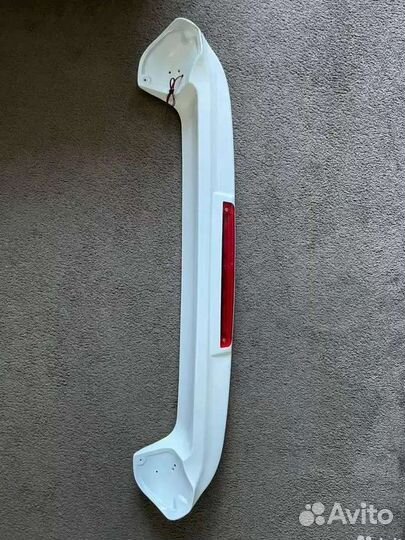 Спойлер на Toyota Hilux Surf 215