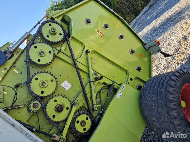 Пресс-подборщик Claas Rollant 46, 2000