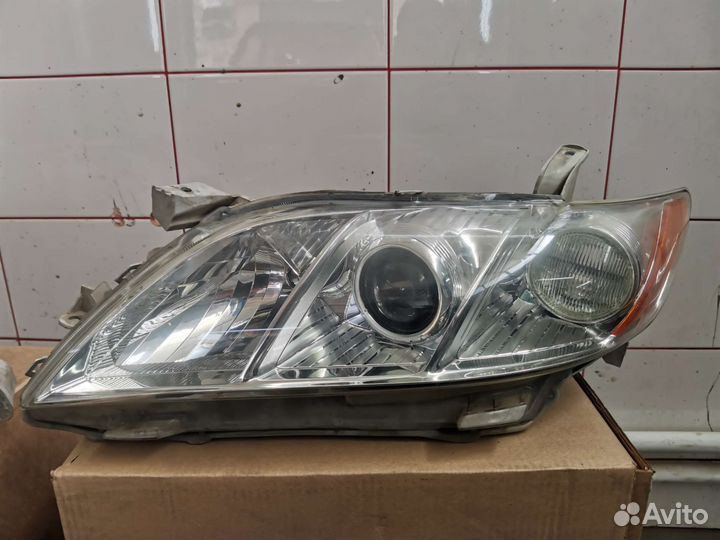 Фары на toyota camry v40 оригинал