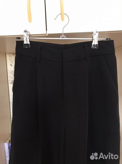 Шорты бермуды женские