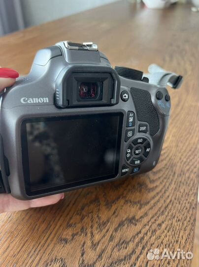 Зеркальный фотоаппарат canon 1200d