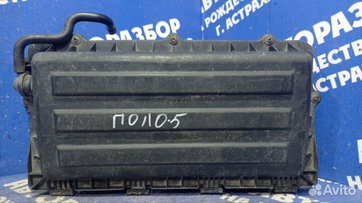 Корпус воздушного фильтра Volkswagen Polo 5 седан