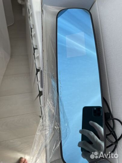 Видеорегистратор зеркало Leomax