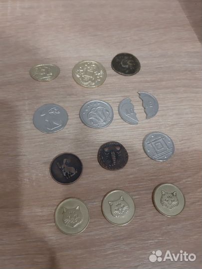 Монеты магнит
