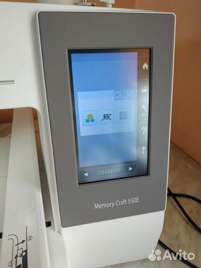 Вышивальная машинка janome