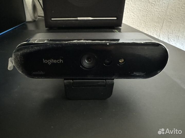 Веб камера logitech Brio (зарезервировано)