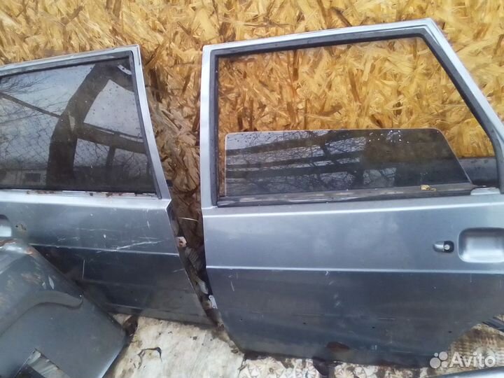 Дверь ваз2114
