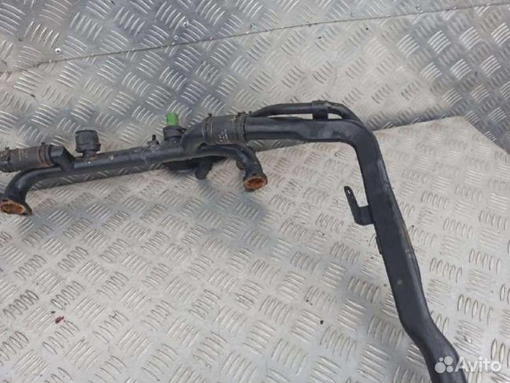 Трубка охлаждающей жидкости металлическая Audi S4