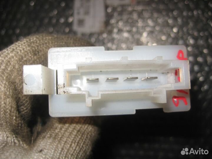 Резистор отопителя Renault Logan