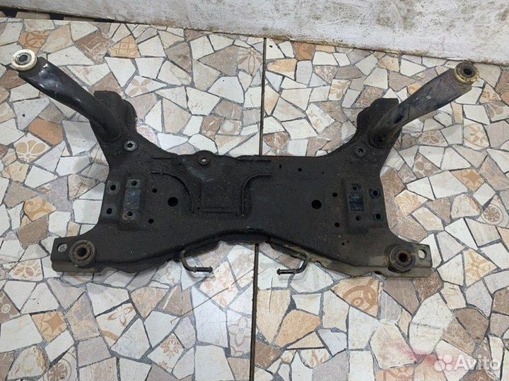 Подрамник передний Ford Focus седан 1.6 shda (100