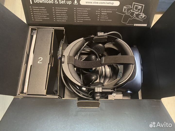 Шлем виртуальной реальности HTC Vive Cosmos
