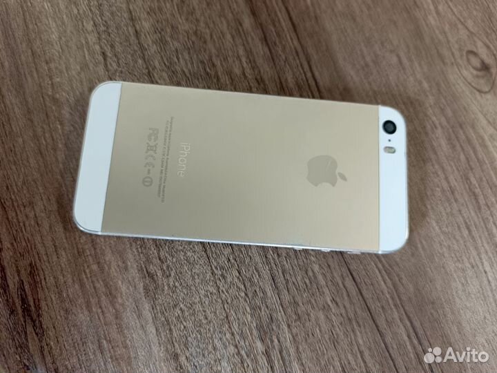 iPhone SE, 64 ГБ