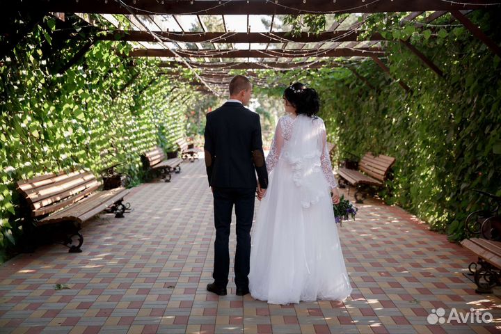 Свадебное платье