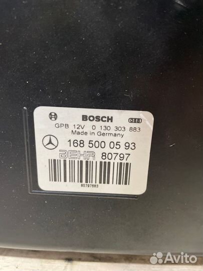 Вентилятор охлаждения радиатора Mercedes-Benz