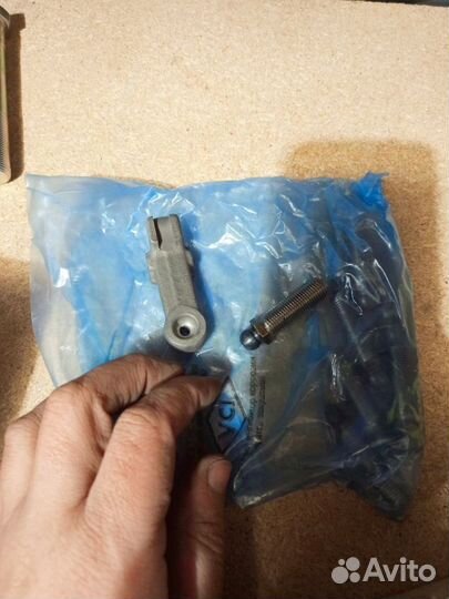 Рокера с винтами 2101-2107