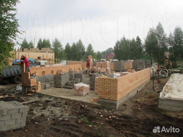 Бригада строителей узбеки