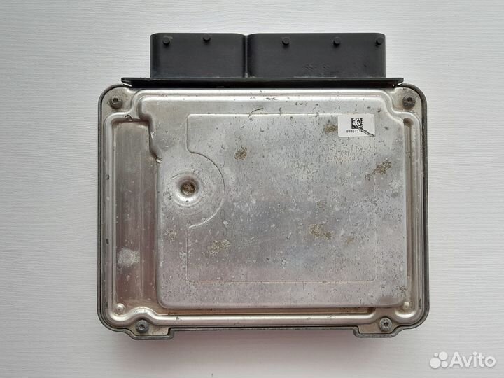 Блок управления двигателем 2.0 TDI clja VAG
