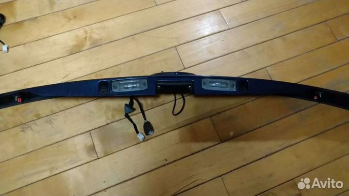 Подсветка номера крышки богажника Киа Каренс 2