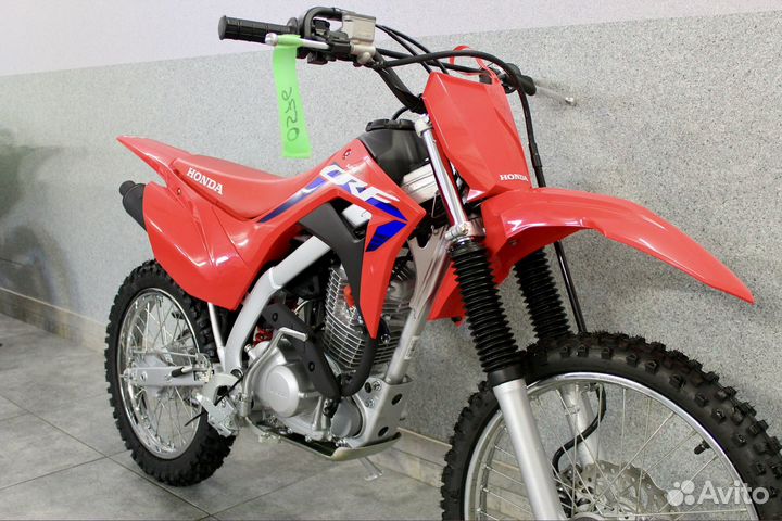 Новый мотоцикл honda CRF125F
