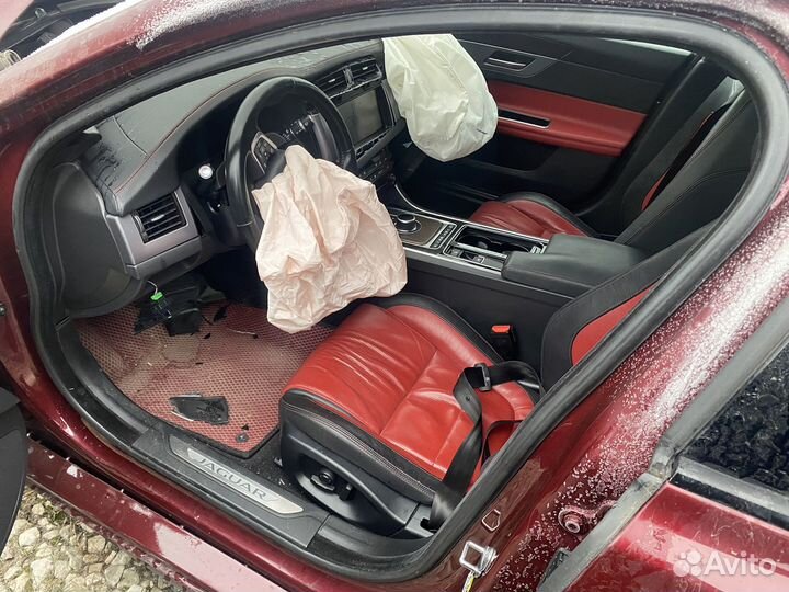 Jaguar XF 2.0 AT, 2016, битый, 57 000 км