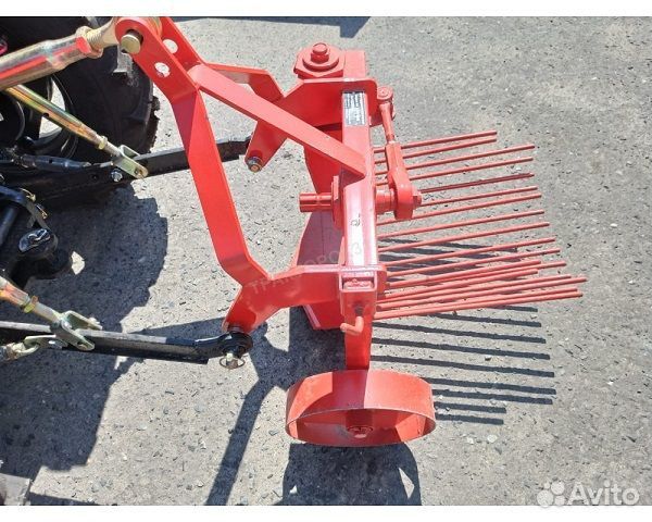 Картофелекопалка Уралец (утиный хвост) с карданом