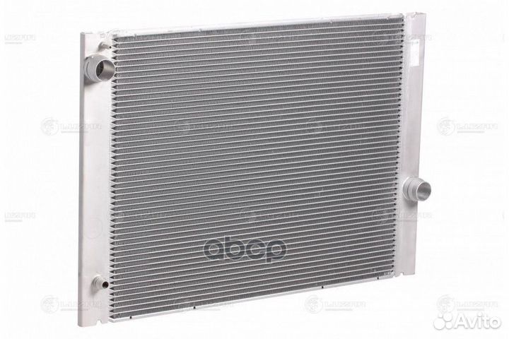 Радиатор BMW E60 2.0-3.0 02- LRc 26109 luzar