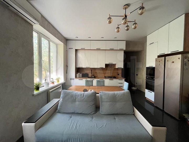 3-к. квартира, 86 м², 1/3 эт.