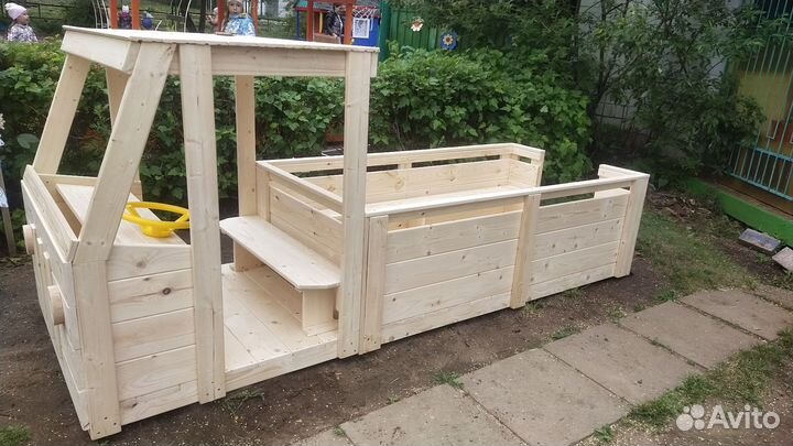 Машинка из дерева