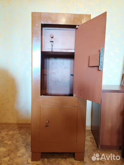 Сейф металлический бу