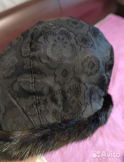 Шапка берет норковый