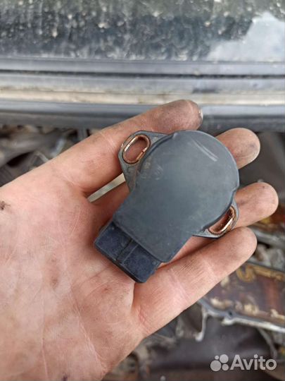 Датчик дроссельной заслонки mitsubishi galant 8 ea