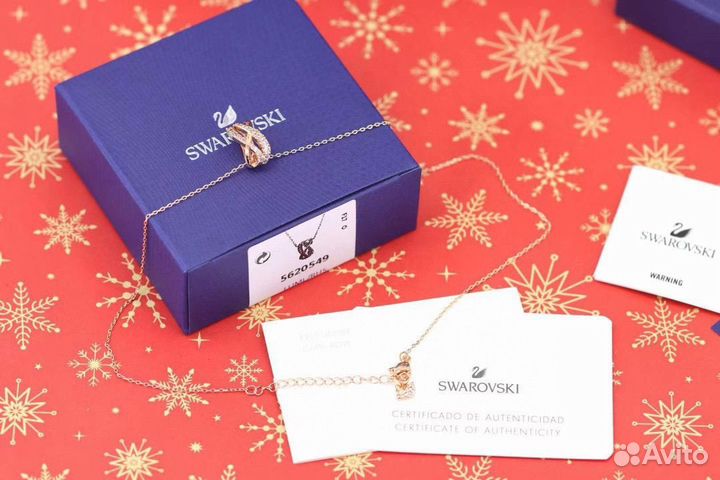 Swarovski колье