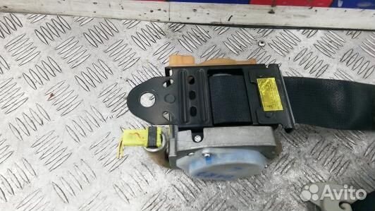 Ремень безопасности с пиропатроном сиденья передне