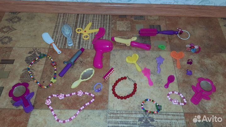 Набор для девочки, бусы, браслеты