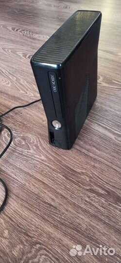 Xbox 360 slim freeboot