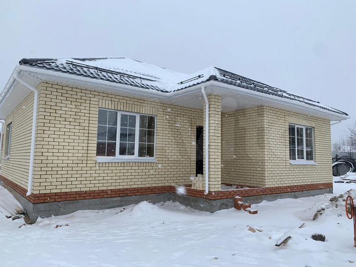 Дом 108 м² на участке 6 сот.