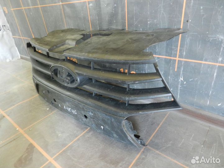 Решетка радиатора - LADA Vesta