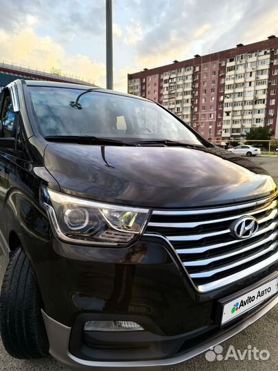 Hyundai Grand Starex 2.5 AT, 2018, 64 000 км